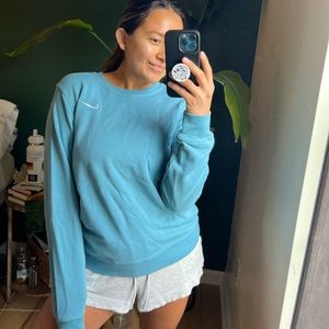 ✔️ NIKE CREWNECK ✔️